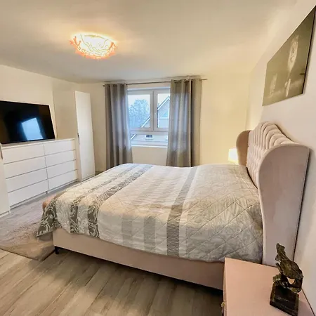 Prázdninový dům Gemuetliches Und Familienfreundliches Haus Mit Garten Vor Den Toren Hamburg *