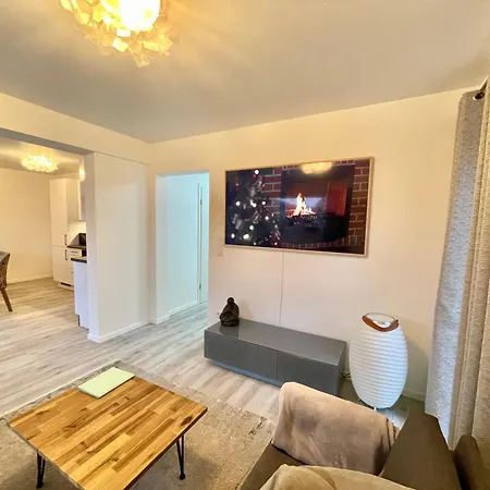Gemuetliches Und Familienfreundliches Haus Mit Garten Vor Den Toren Hamburg * Norderstedt